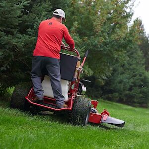 Toro GrandStand® HDX 60 in. 31 hp 999 cc (72510)